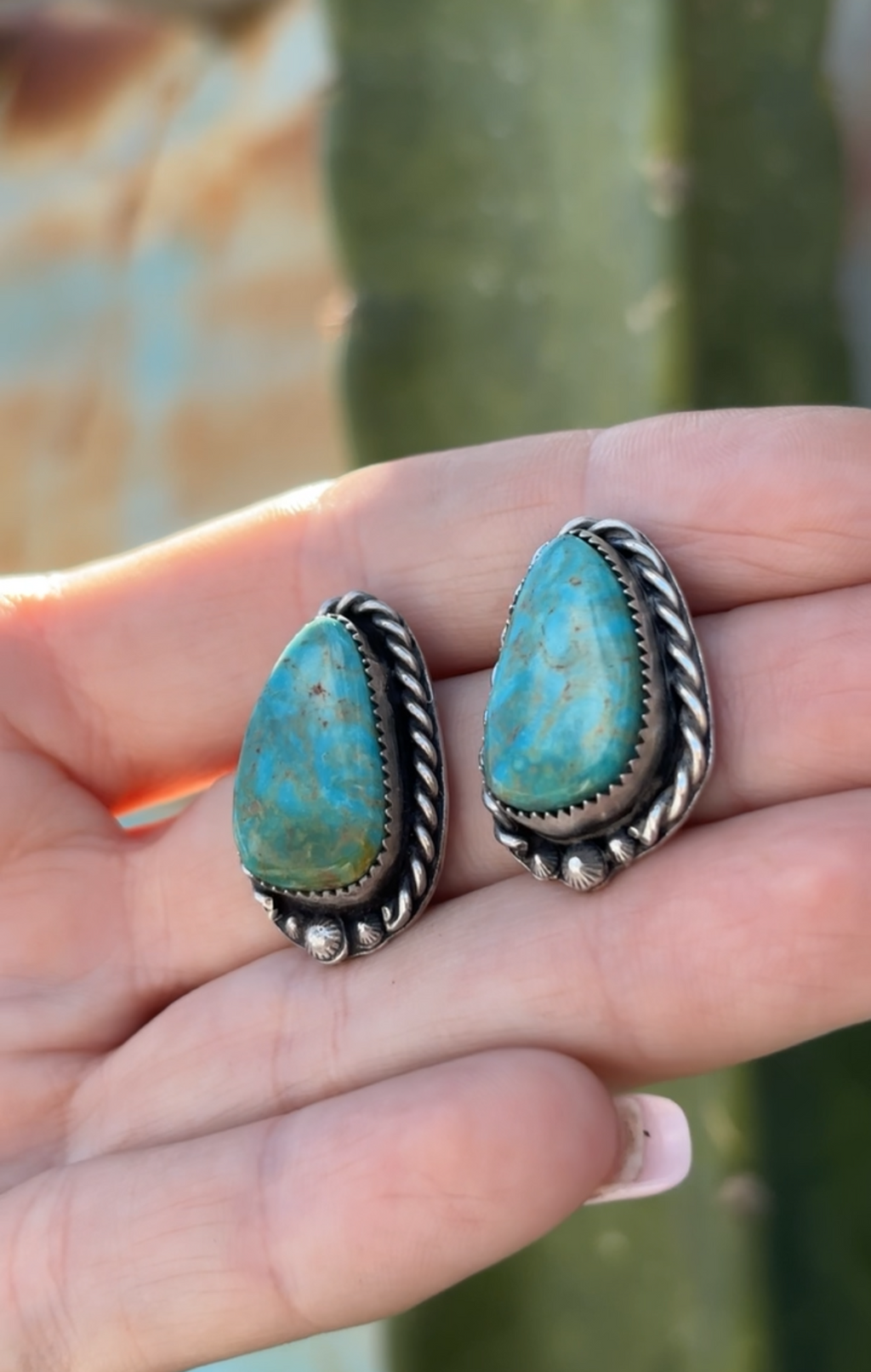 Nevada Belle Studs-Sol West